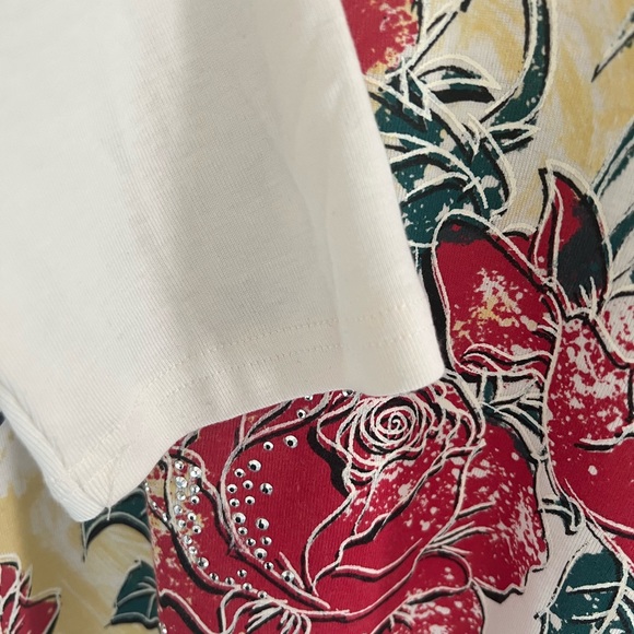 ROSE DESIGN LONG SLEEVE TSHIRT SIZE LARGE - Picture 6 of 8